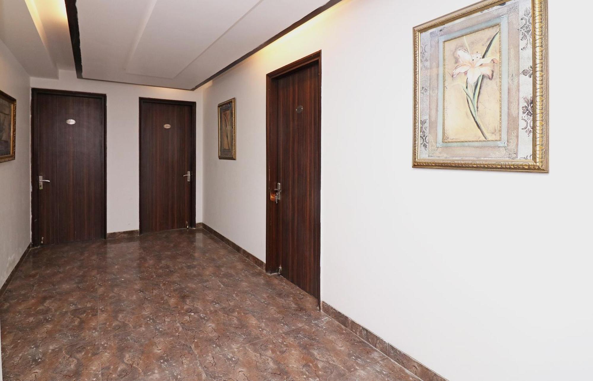 Wonderland Inn Near Aravali Biodiversity Park Gurgaon Extérieur photo